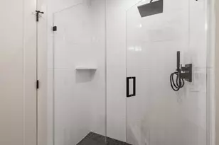 100 Lincoln St, Boston, MA 02135 - Photo 17