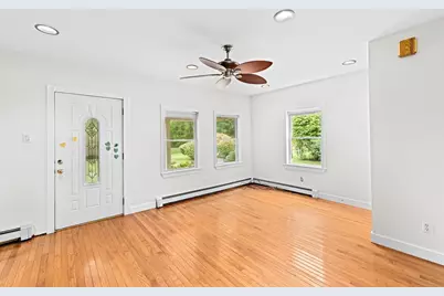 72 Precinct Street, Lakeville, MA 02347 - Photo 5