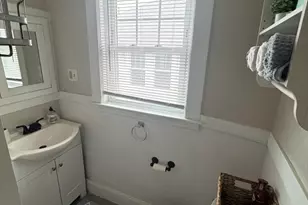 160 Vassal, Quincy, MA 02170 - Photo 5