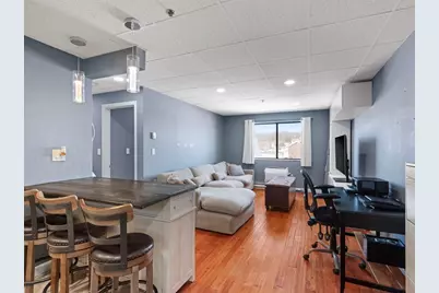 64 Foster St #403, Peabody, MA 01960 - Photo 5