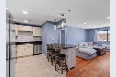 64 Foster St #403, Peabody, MA 01960 - Photo 15