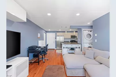 64 Foster St #403, Peabody, MA 01960 - Photo 11