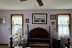 1026 Main St, Agawam, MA 01001 - Photo 11