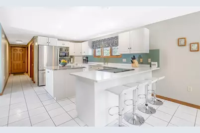 7 Germaine Avenue, Methuen, MA 01844 - Photo 7