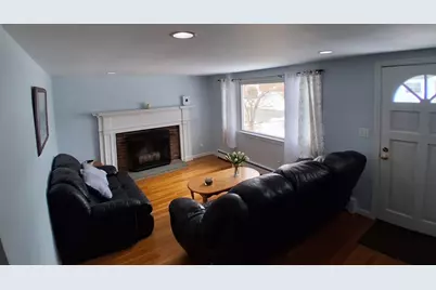 34 Brigham Ave, Marlborough, MA 01752 - Photo 5