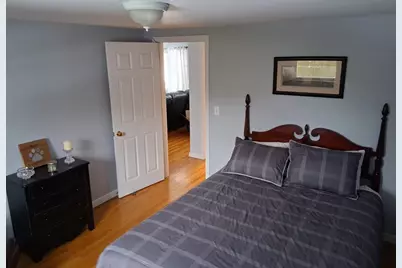 34 Brigham Ave, Marlborough, MA 01752 - Photo 9