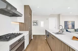 188 Brookline Ave, Boston, MA 02115 - Photo 5