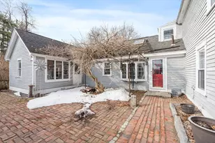114 Chestnut St, Lunenburg, MA 01462 - Photo 3