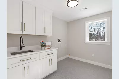 1 Delisio Dr, Andover, MA 01810 - Photo 31