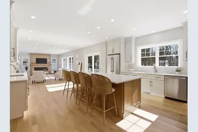 1 Delisio Dr, Andover, MA 01810 - Photo 7