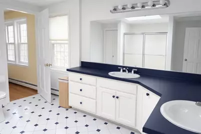 65 Rockland St, Dartmouth, MA 02748 - Photo 11