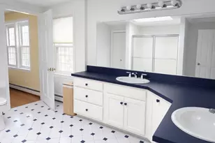 65 Rockland St, Dartmouth, MA 02748 - Photo 11