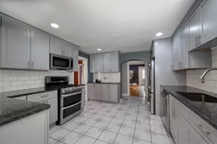 193 Vincent Rd, Dedham, MA 02026 - Photo 9