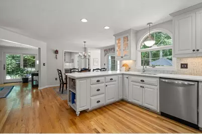 37 Valleywood Rd, Hopkinton, MA 01748 - Photo 5