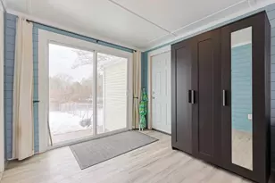 338 Mendon Rd, Attleboro, MA 02703 - Photo 5