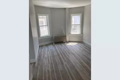 86 Beetle St #2F, New Bedford, MA 02724 - Photo 3