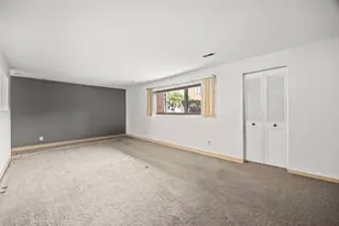 221 Oak St, Brockton, MA 02301 - Photo 7