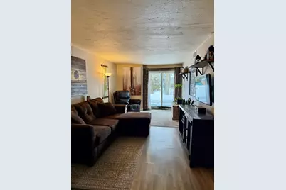 176 Maple Ave #4-6, Rutland, MA 01543 - Photo 3