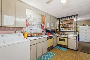 600 E Ashland St, Brockton, MA 02302 - Photo 11