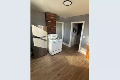 12 Cushing St #B, North Brookfield, MA 01535 - Photo 3