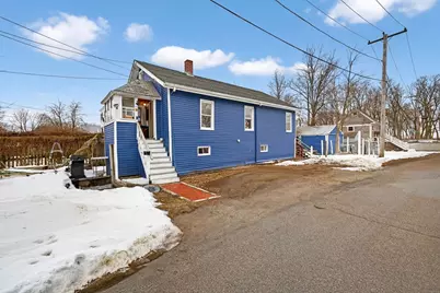 11 Cleaves St, Quincy, MA 02171 - Photo 17