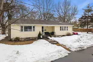30 Nashua St, New Bedford, MA 02740 - Photo 1