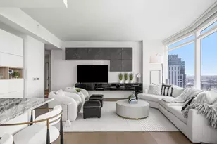 240 Devonshire St, Boston, MA 02110 - Photo 3