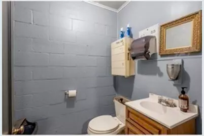 990 S. Main St., Athol, MA 01331 - Photo 27