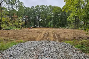 6 Charles Way, Chelmsford, MA 01824 - Photo 1