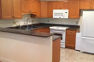 1044 Victoria, New Bedford, MA 02745 - Photo 9