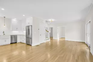 21 Saw Mill Cir, Manchester by the Sea, MA 01944 - Photo 11