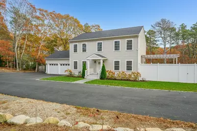 41 Dromoland Ln, Barnstable, MA 02630 - Photo 3