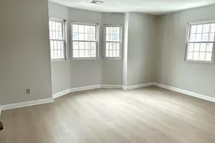 114 Oak Ln, Brockton, MA 02301 - Photo 9