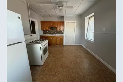 127 Court Street #3, Plymouth, MA 02360 - Photo 3