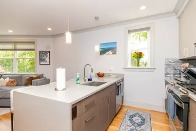 142 Willard #7, Quincy, MA 02169 - Photo 5