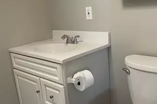 831 Belleville Ave, New Bedford, MA 02745 - Photo 15