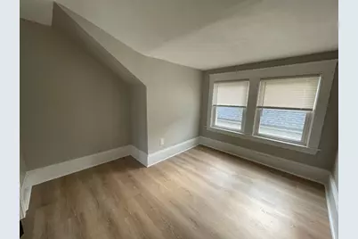 831 Belleville Ave #3, New Bedford, MA 02745 - Photo 9