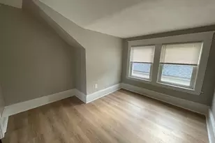 831 Belleville Ave, New Bedford, MA 02745 - Photo 9