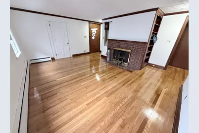 20 Chapman St, Quincy, MA 02170 - Photo 9