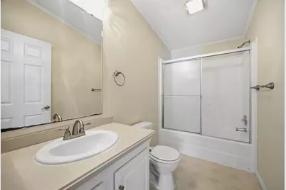 402 Blueberry Cir, Middleborough, MA 02346 - Photo 15