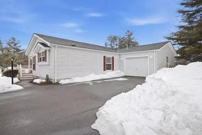 402 Blueberry Cir, Middleborough, MA 02346 - Photo 3