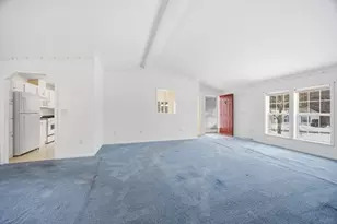 402 Blueberry Cir, Middleborough, MA 02346 - Photo 13