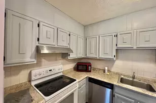 17 Davis Rd, Acton, MA 01720 - Photo 9