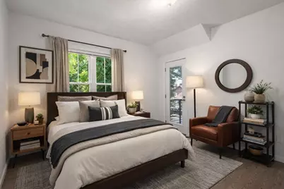 599 Broadway #2F, Everett, MA 02149 - Photo 3