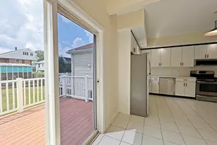 47 Eddy St, Newton, MA 02465 - Photo 5