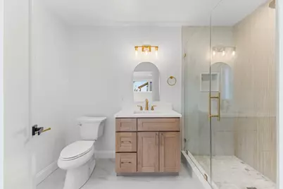 595 Broadway #102, Somerville, MA 02145 - Photo 5