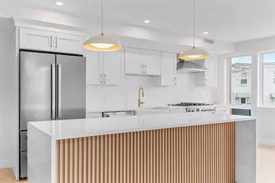 595 Broadway #102, Somerville, MA 02145 - Photo 3