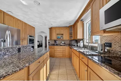 155 Sagamore Road, Seekonk, MA 02771 - Photo 11