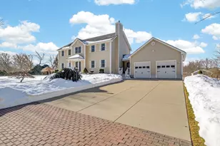 155 Sagamore Rd, Seekonk, MA 02771 - Photo 1