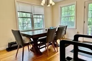 152 Sycamore St, Watertown, MA 02472 - Photo 3